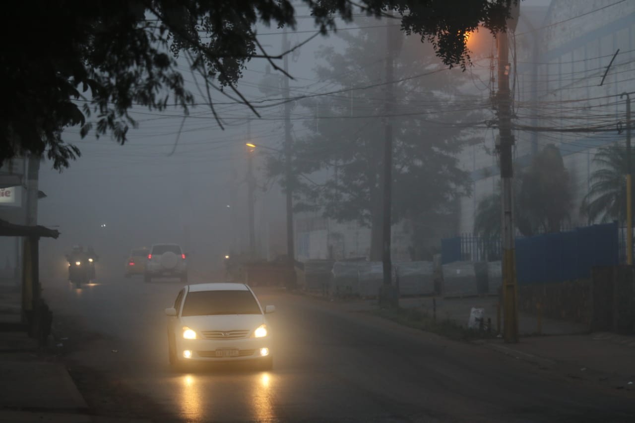 El día se presenta cálido a fresco, con cielo mayormente nublado, vientos moderados del norte que rotarán al sur. Se esperan lluvias y ocasionales tormentas eléctricas. El día se presenta cálido a fresco, con cielo mayormente nublado, vientos moderados del norte que rotarán al sur. Se esperan lluvias y ocasionales tormentas eléctricas.