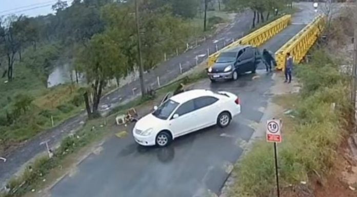 El hecho quedó registrado en circuito cerrado. Foto: Captura El hecho quedó registrado en circuito cerrado. Foto: Captura