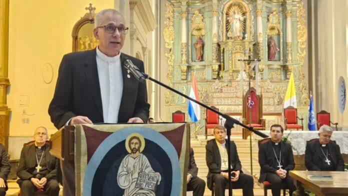 El padre Cristino Bohnert Bauer, rector de la Universidad Católica Nuestra Señora de la Asunción, es consultor del Vaticano.Foto: Archivo. El padre Cristino Bohnert Bauer, rector de la Universidad Católica Nuestra Señora de la Asunción, es consultor del Vaticano.Foto: Archivo.
