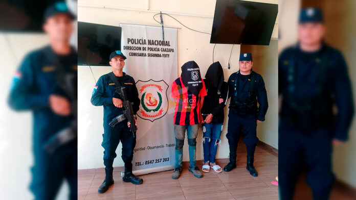 Los detenidos fueron identificados como Orlando Javier Gauto González, de 21 años, domiciliado en el Asentamiento 26 de Diciembre, y L.M.S.Q, de 17 años. Foto: Redacción Suceso.