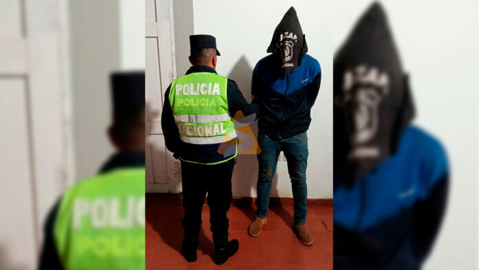 Wilmar Morínigo Giménez (25) fue aprehendido por violencia intrafamiliar en Vizcaíno Cue, Caazapá. Foto: Redacción Suceso. Wilmar Morínigo Giménez (25) fue aprehendido por violencia intrafamiliar en Vizcaíno Cue, Caazapá. Foto: Redacción Suceso.