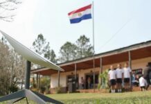 Destacan acuerdo de Paraguay con Starlink: internet para 500 escuelas rurales Los alumnos de escuelas rurales accederán a internet de alta velocidad.