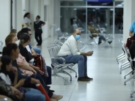 Los consultorios nocturnos fueron habilitados en 37 hospitales en todo el país.FOTO: ARCHIVO