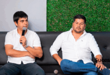 EL MOVIMIENTO COLORADO AÑETETÉ DEFINE PRECANDIDATOS A INTENDENTE EN EL DEPARTAMENTO DE CAAZAPÁ: ÁNGEL GARCÍA VA POR SAN JUAN NEPOMUCENO El Movimiento Colorado Añeteté continúa definiendo sus precandidaturas a intendente en distintos distritos del departamento de Caazapá - Foto: Angel Garcia Precandidato a Intendete en San Juan Nepomuceno, (Izquierda), Juanchi Maciel (Derecha) Diputado Nacional. Red Suceso Multimedios