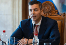 Paraguay “observa” operación contra Maduro, al que tilda de “amenaza” y “cabecilla” de cartel El Gobierno de Paraguay, encabezada por Santiago Peña, se pronunció a través de la Cancillería Santiago con relación al ataque de Estados Unidos contra Venezuela. Foto: Presidencia.
